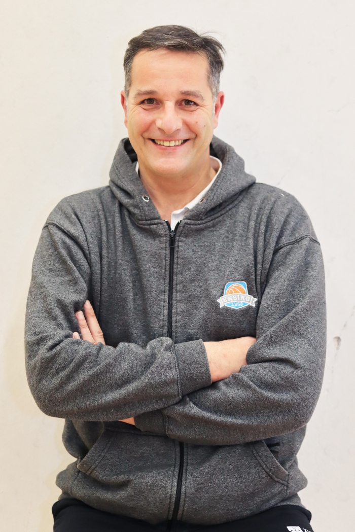 JUAN NÉCEGA